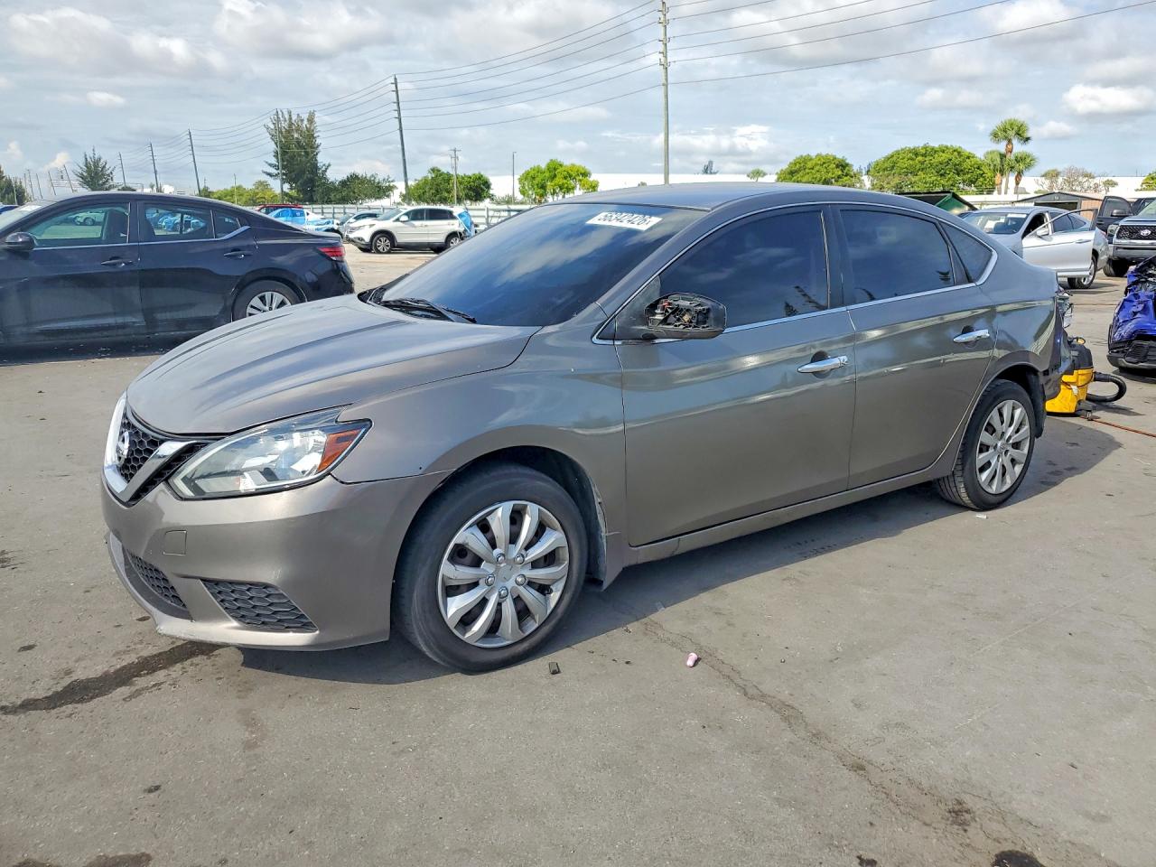 Salvage Nissan Sentra Image