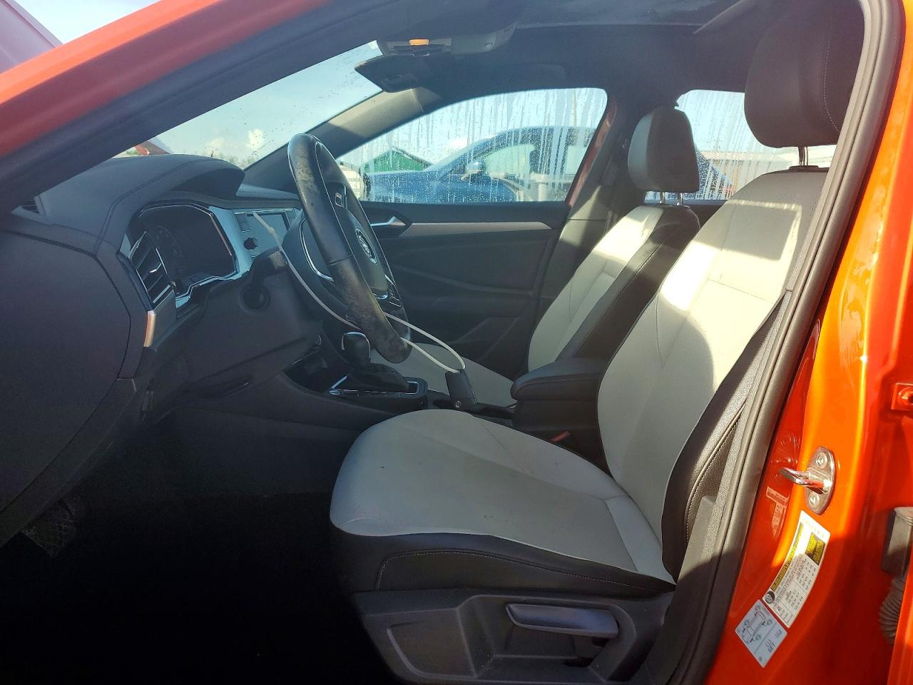 Volkswagen Jetta S
