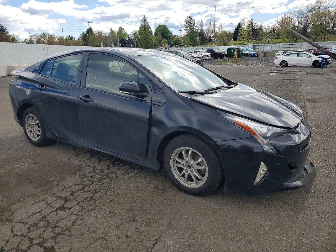 Toyota Prius Three