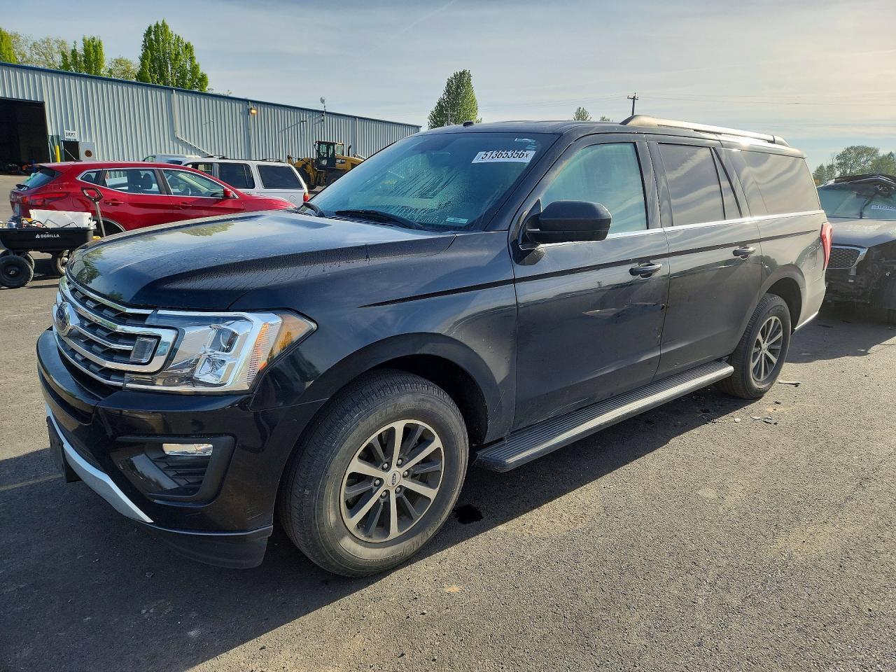 Salvage Ford Expedition Image