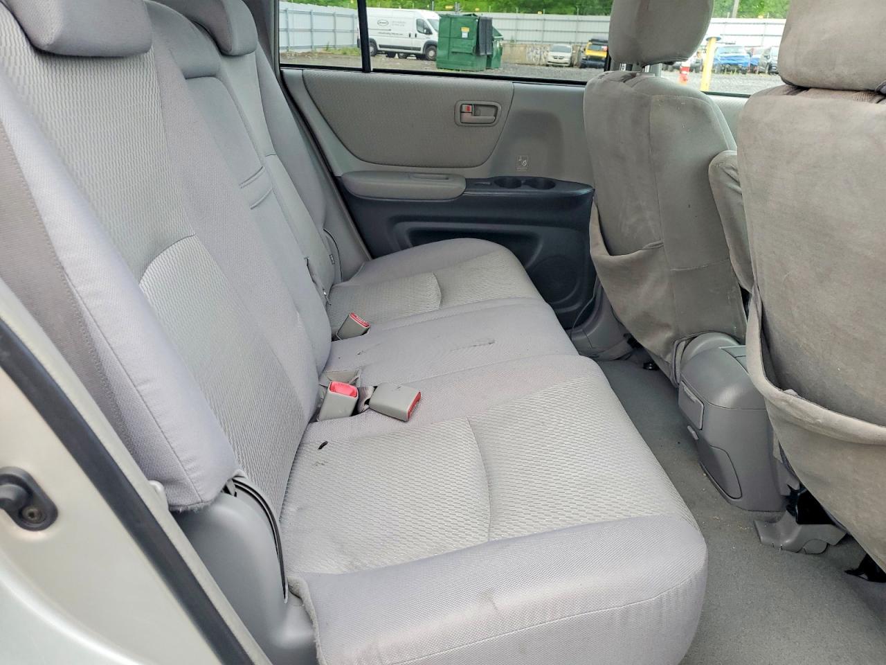 Toyota Highlander Base