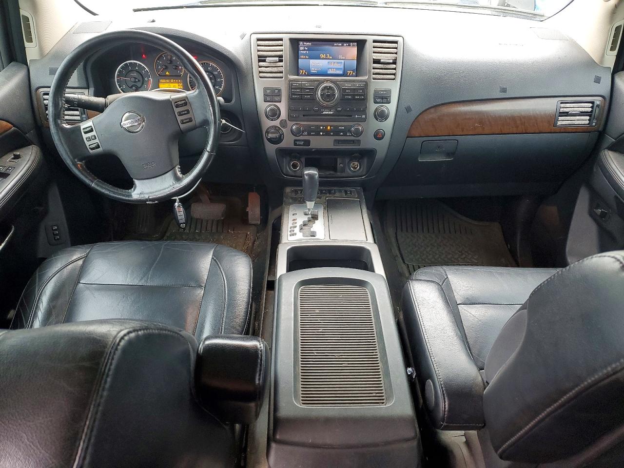 Nissan Armada Se