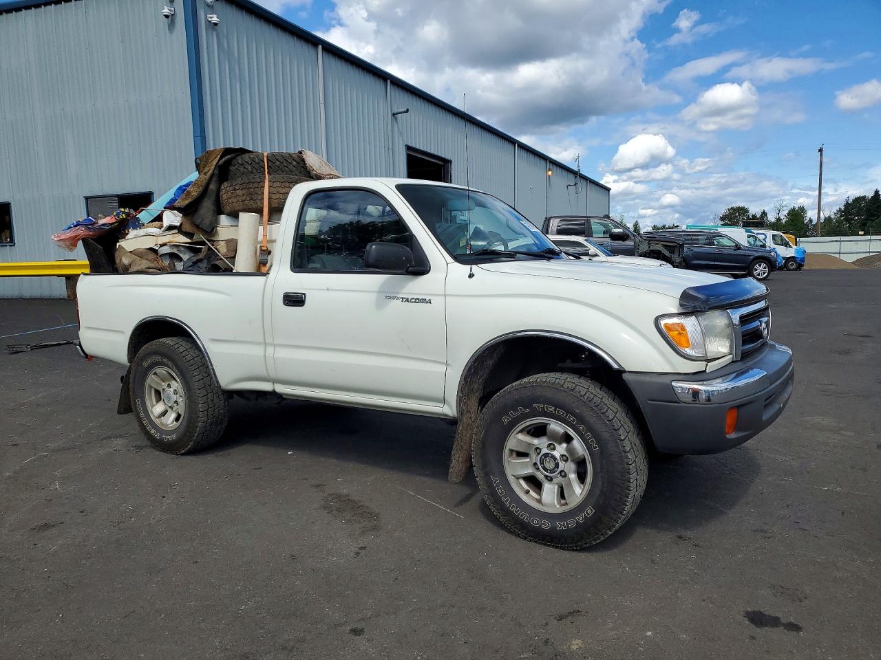 Toyota Tacoma Base