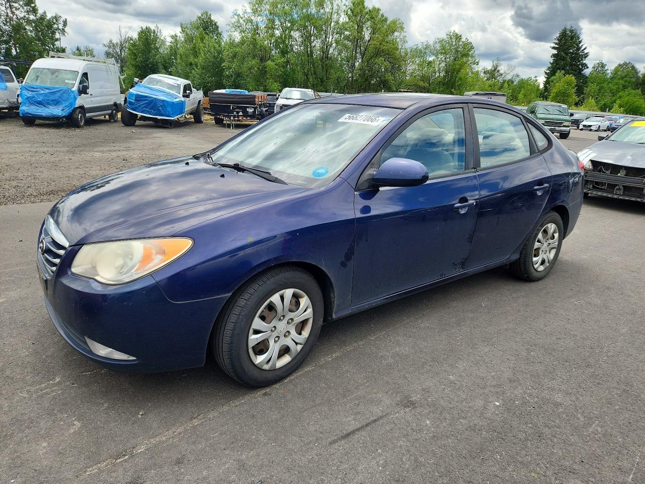Salvage Hyundai ELANTRA Image