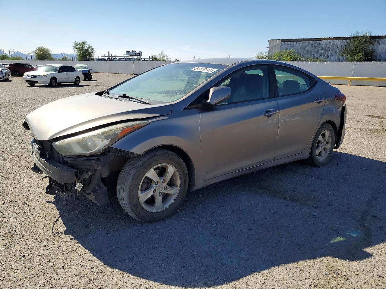 Salvage Hyundai ELANTRA Image