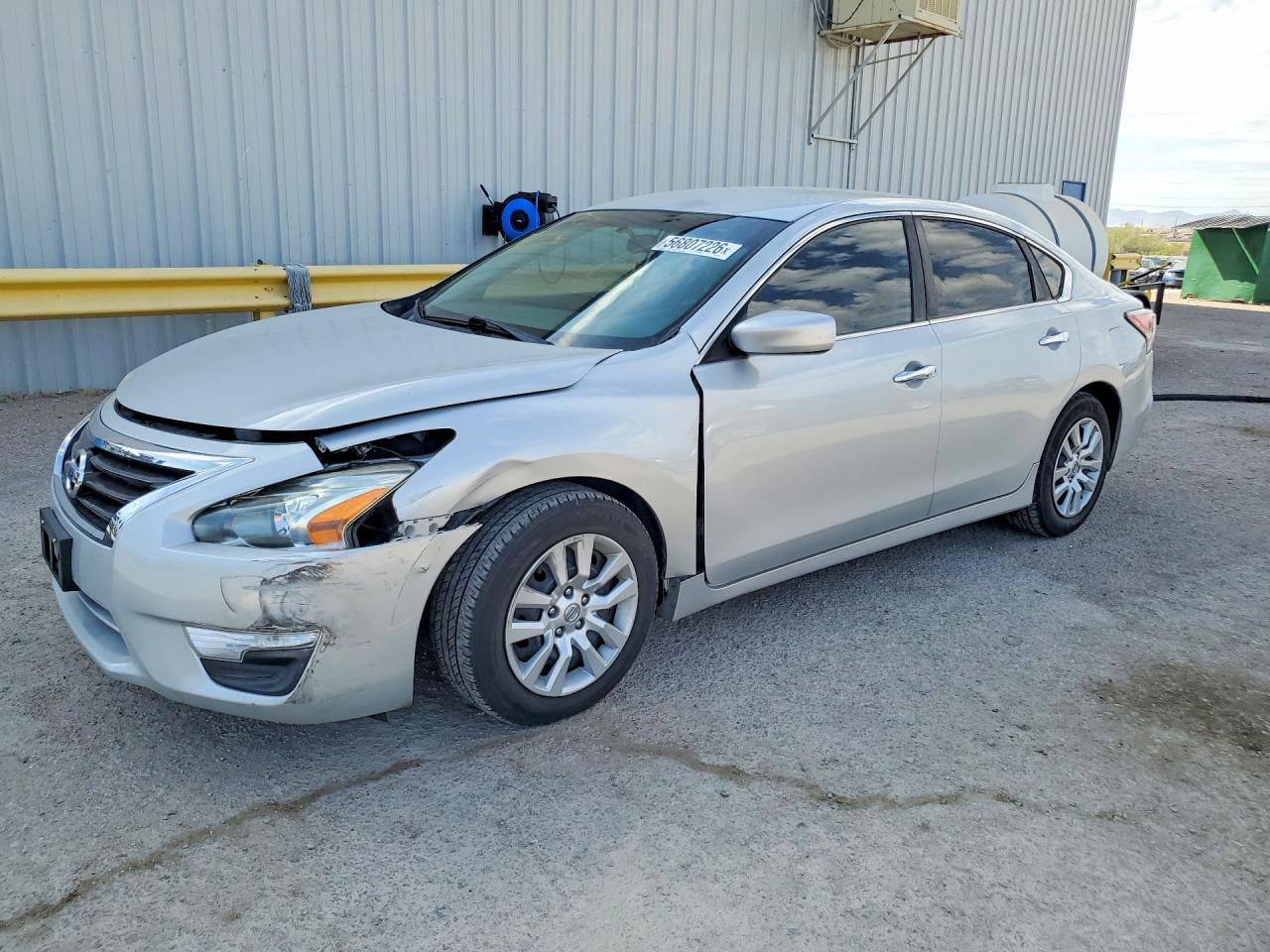 Salvage Nissan Altima Image