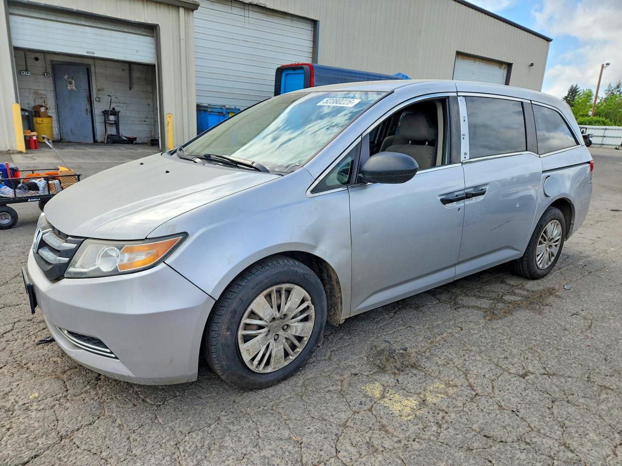Salvage Honda Odyssey Image