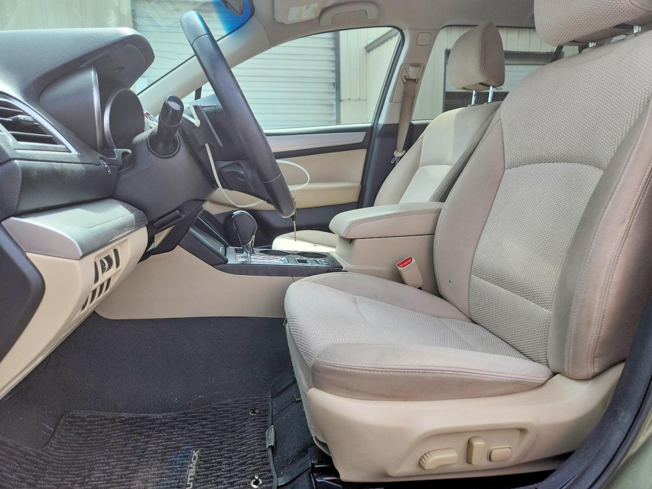 Subaru Outback 2.5i Premium