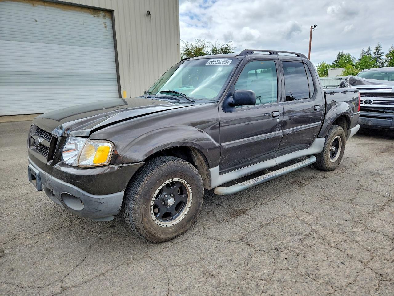 Salvage Ford Explorer Image