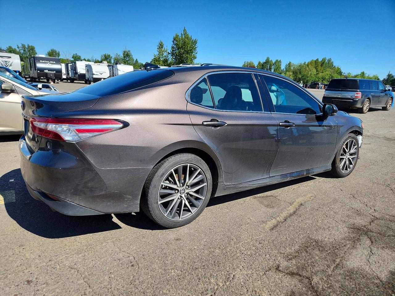 Toyota Camry Xle V6