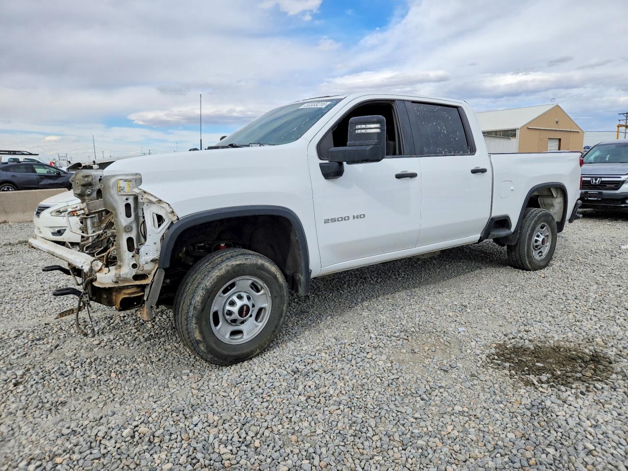 Salvage Chevrolet Silverado Image