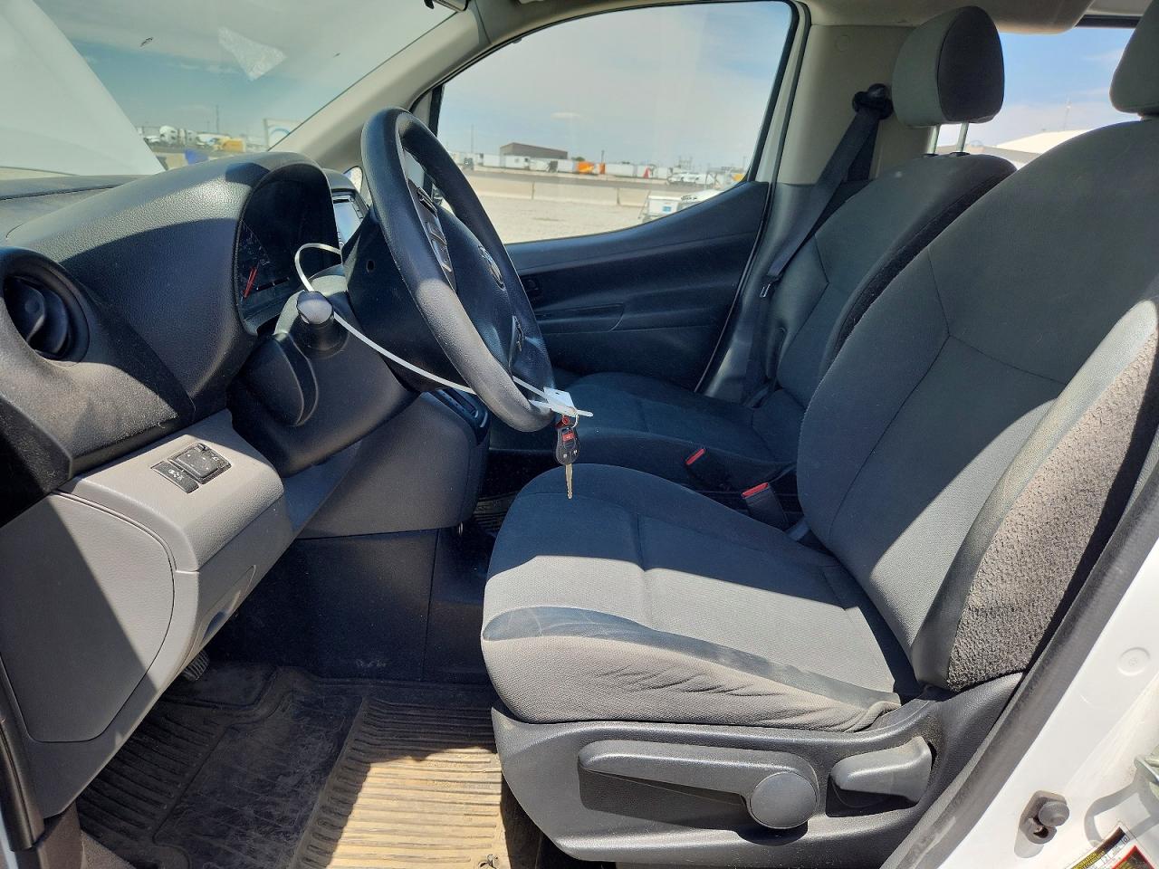 Nissan Nv Sv