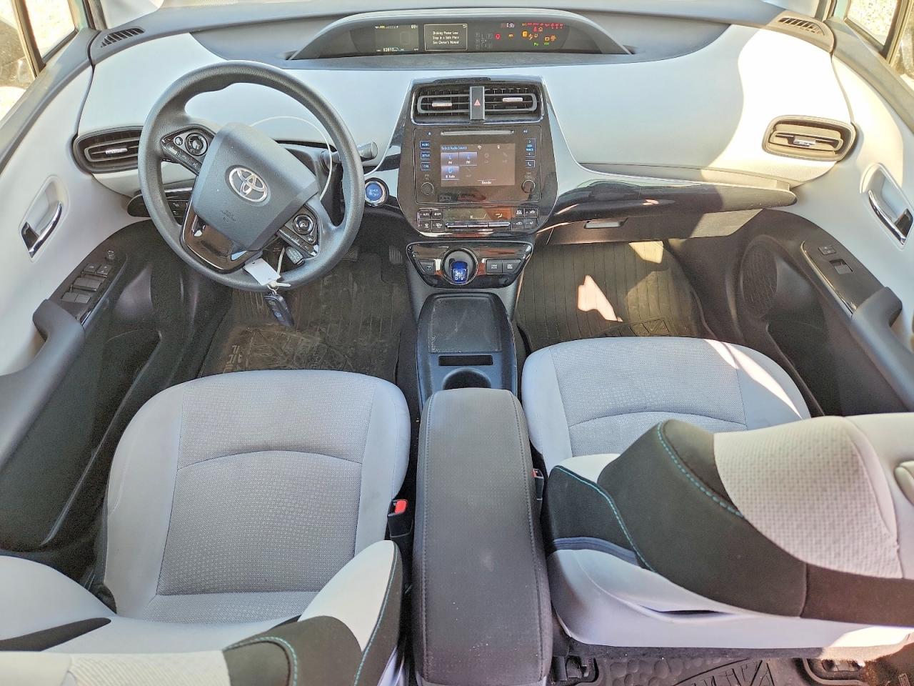 Toyota Prius Le Awd-e