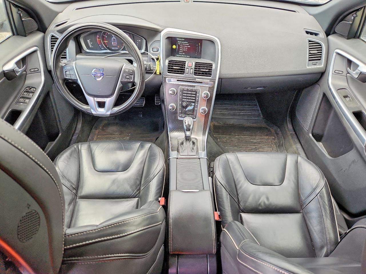 Volvo XC60 T6 R-design