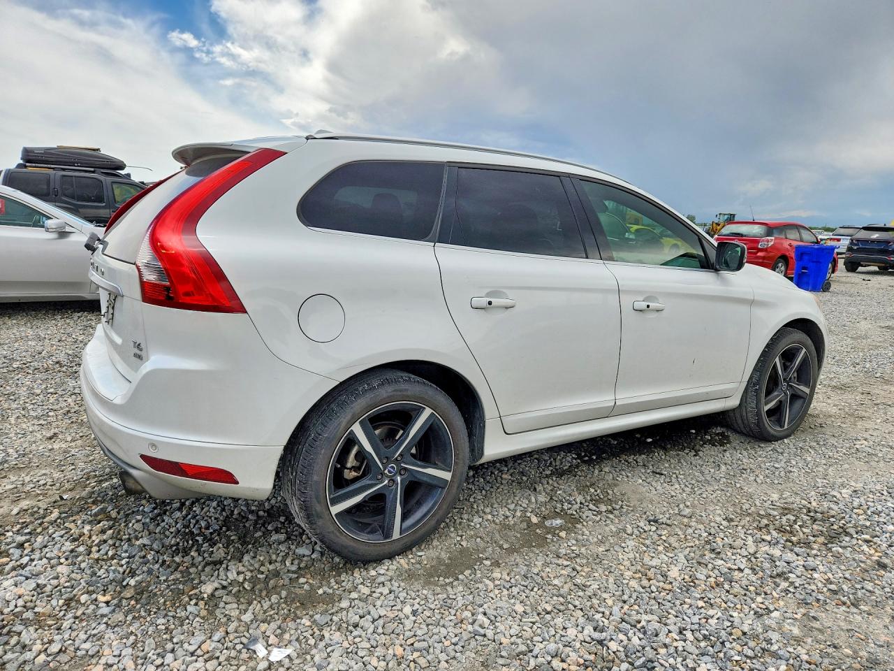 Volvo XC60 T6 R-design