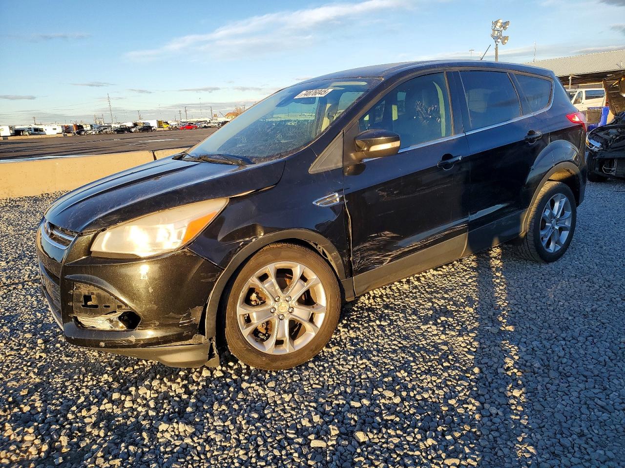 Salvage Ford Escape Image
