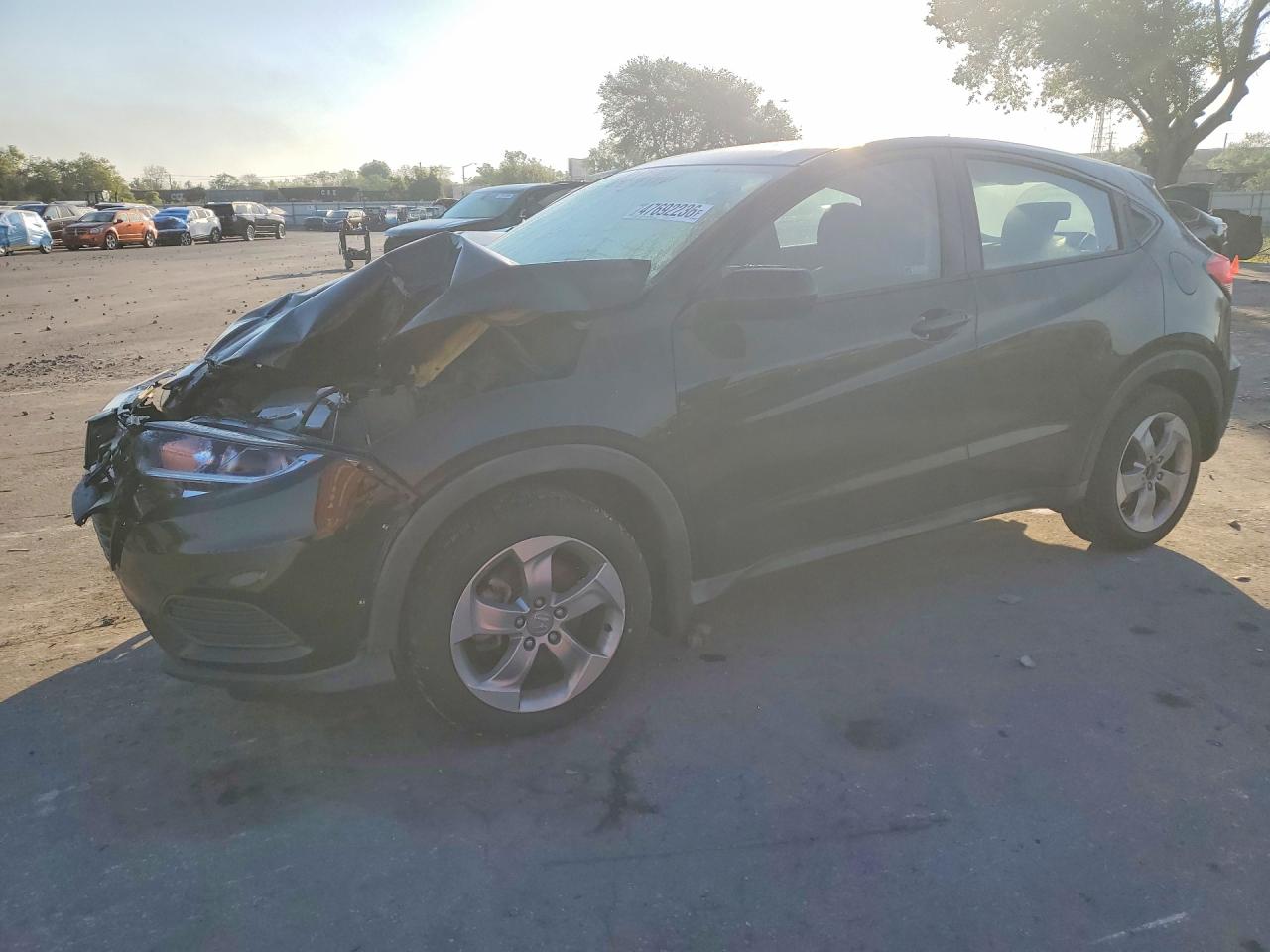 Salvage Honda HR-V Image