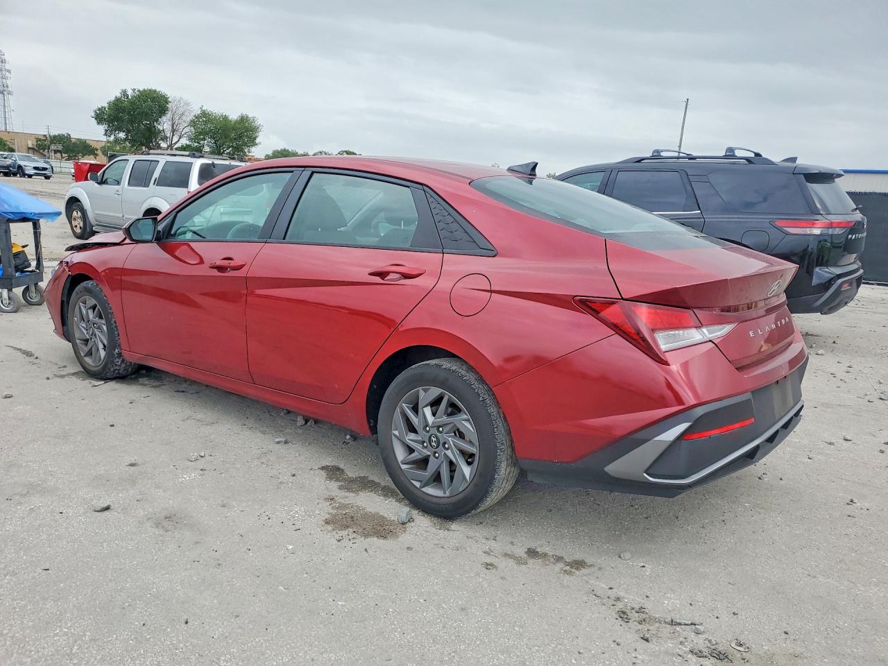 Hyundai ELANTRA Sel