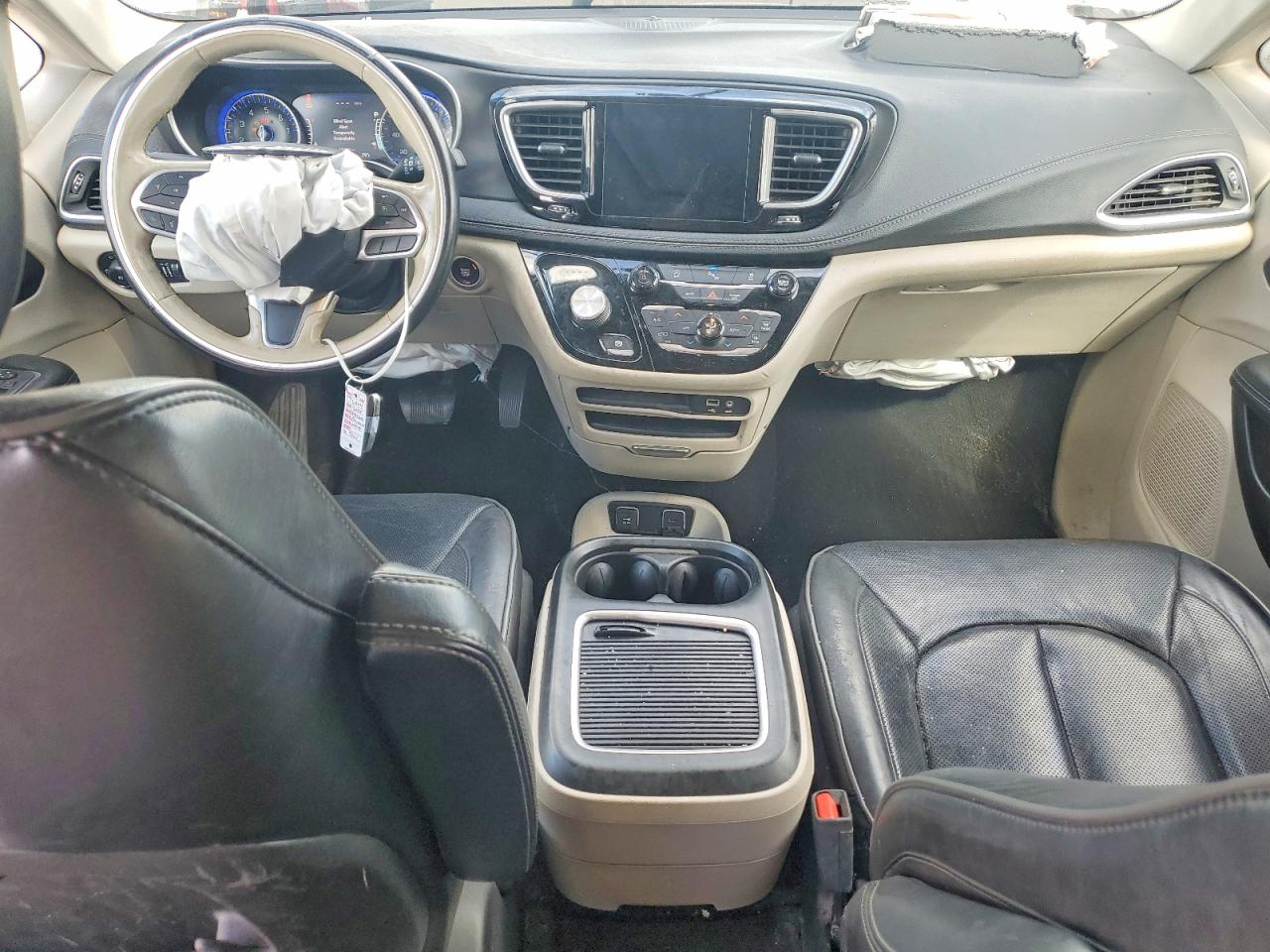 Chrysler Pacifica Limited