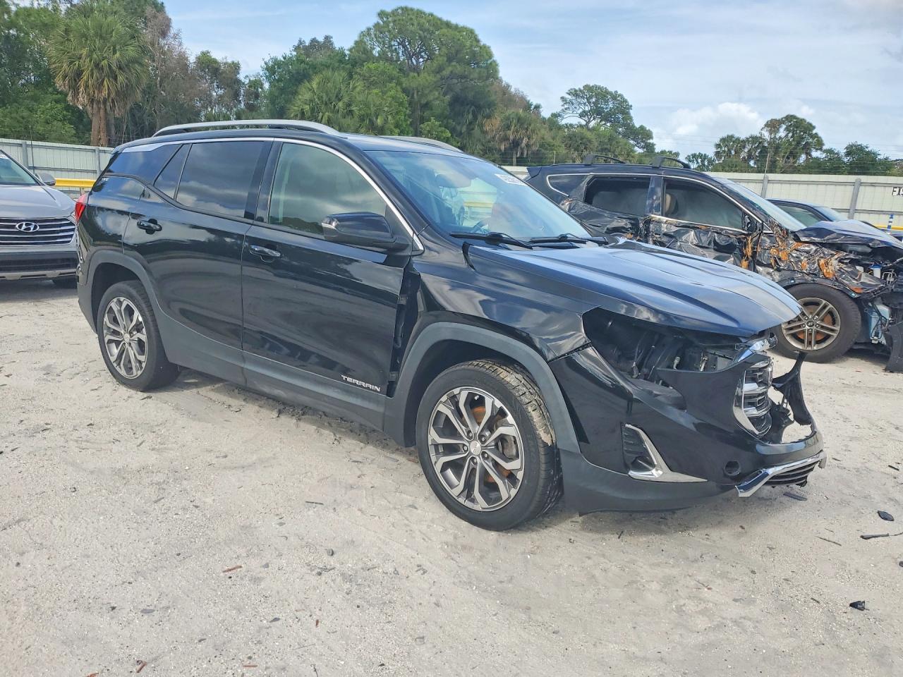 GMC Terrain Slt