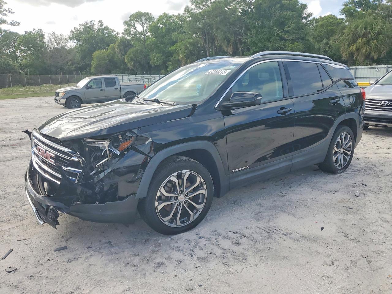 Salvage GMC Terrain Image