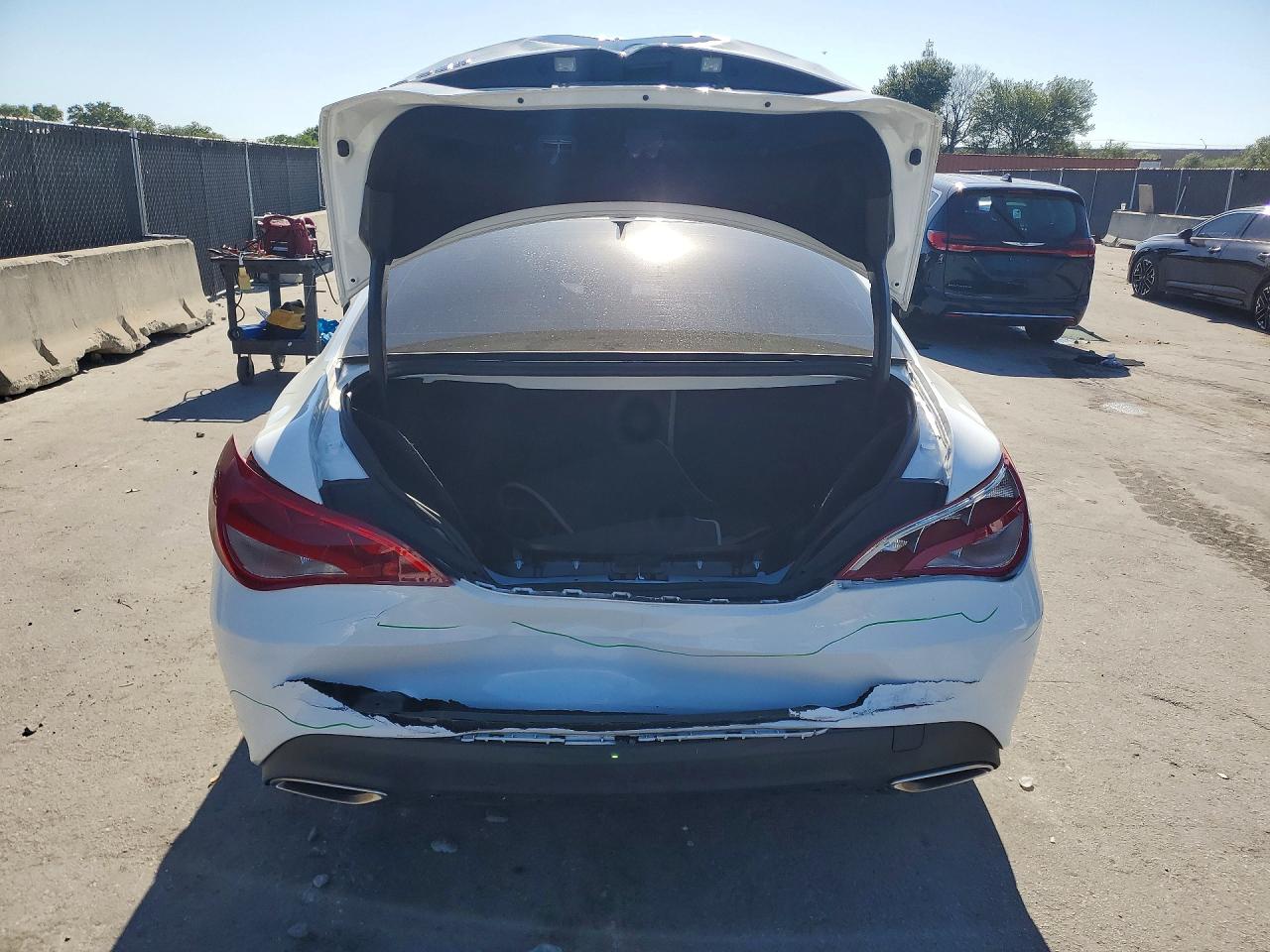 Mercedes-Benz Cla-class 250