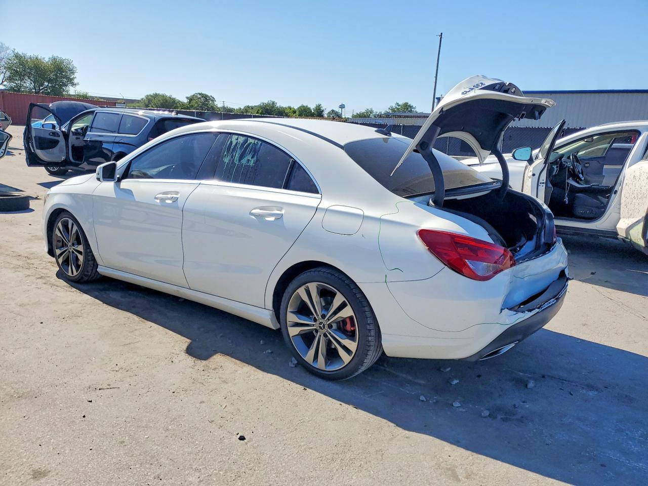 Mercedes-Benz Cla-class 250