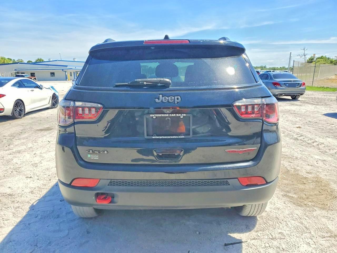 Jeep Compass Trailhawk