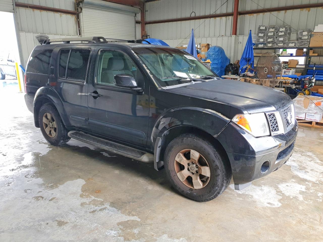 Nissan Pathfinder Xe