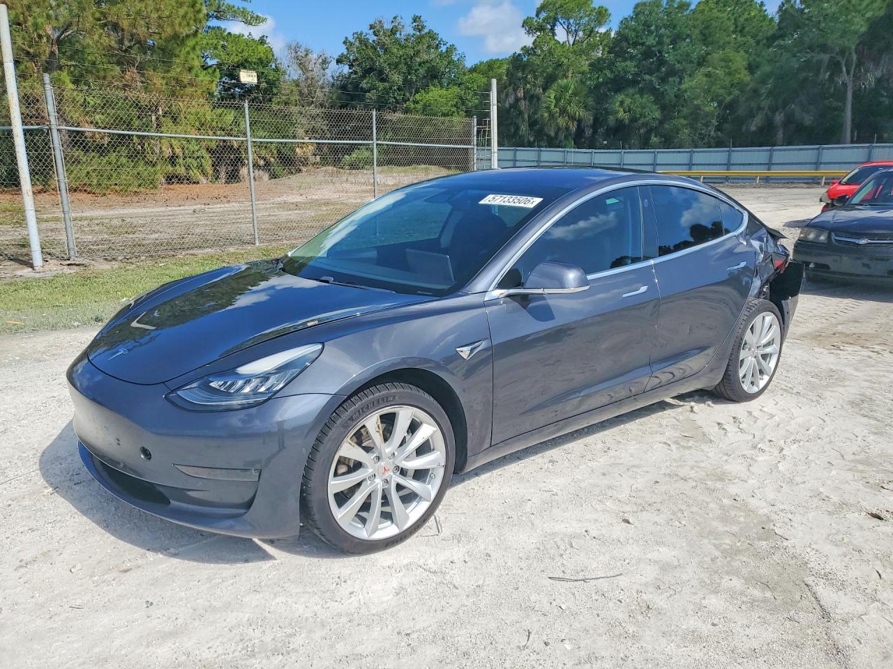 2018 Tesla Model 3 5YJ3E1EB0JF******