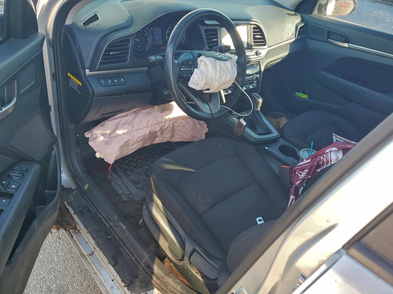 Hyundai ELANTRA Value Edition