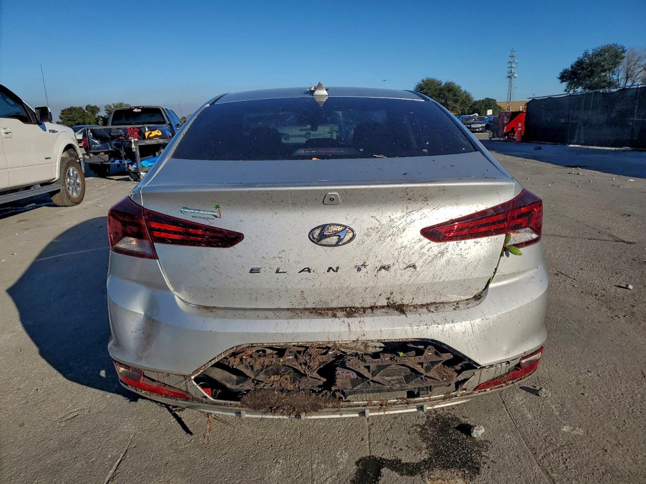 Hyundai ELANTRA Value Edition