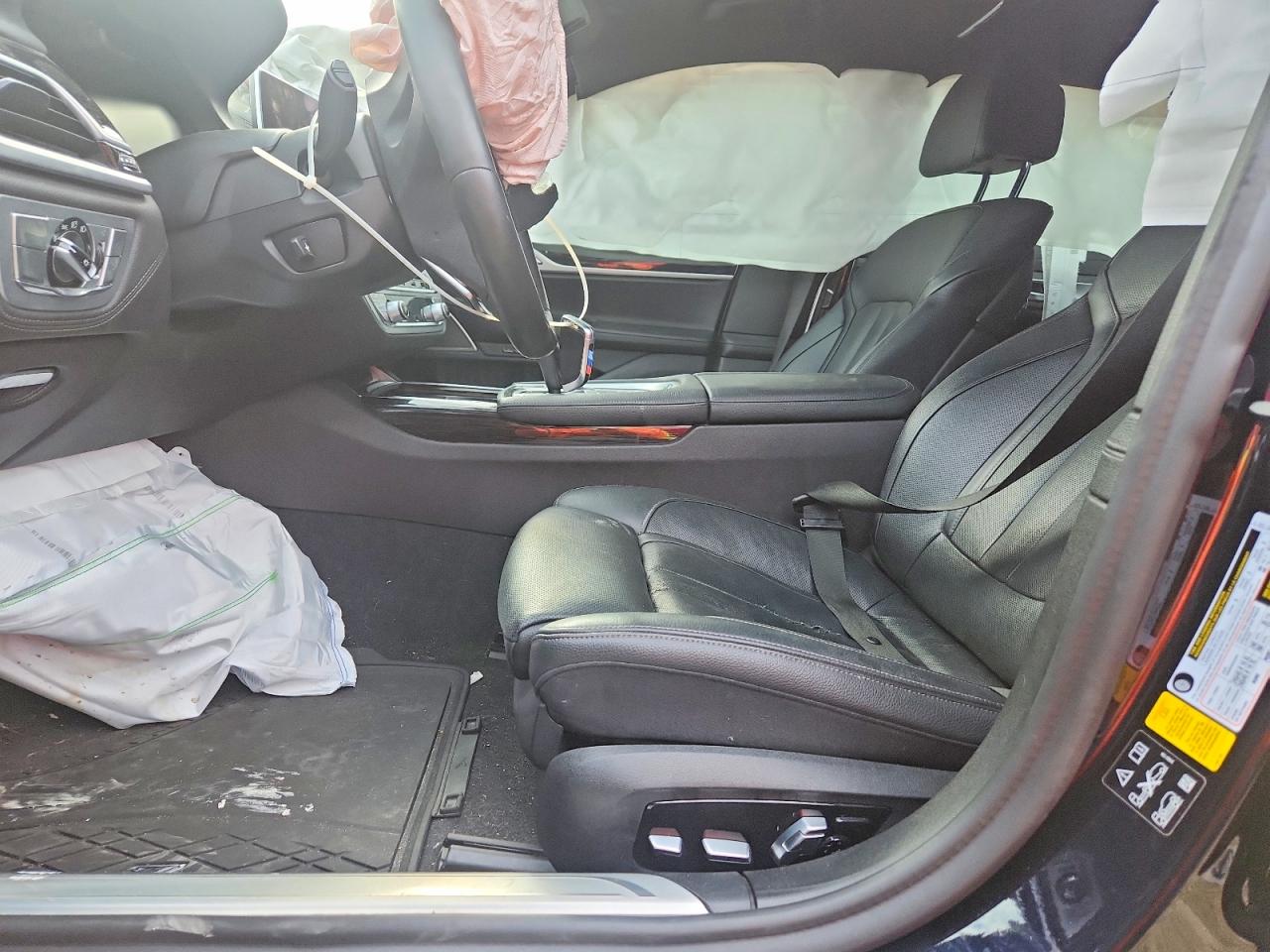 BMW 7 Series Xi