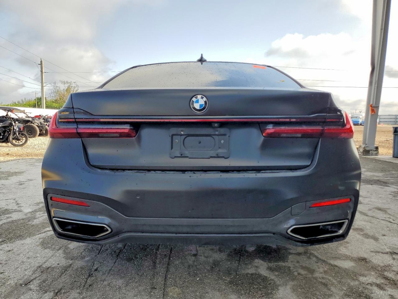 BMW 7 Series Xi