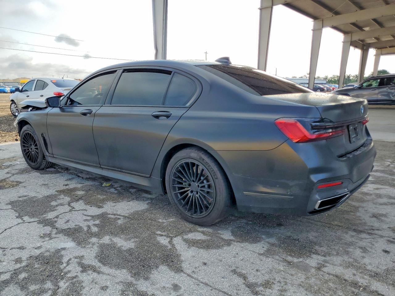 BMW 7 Series Xi