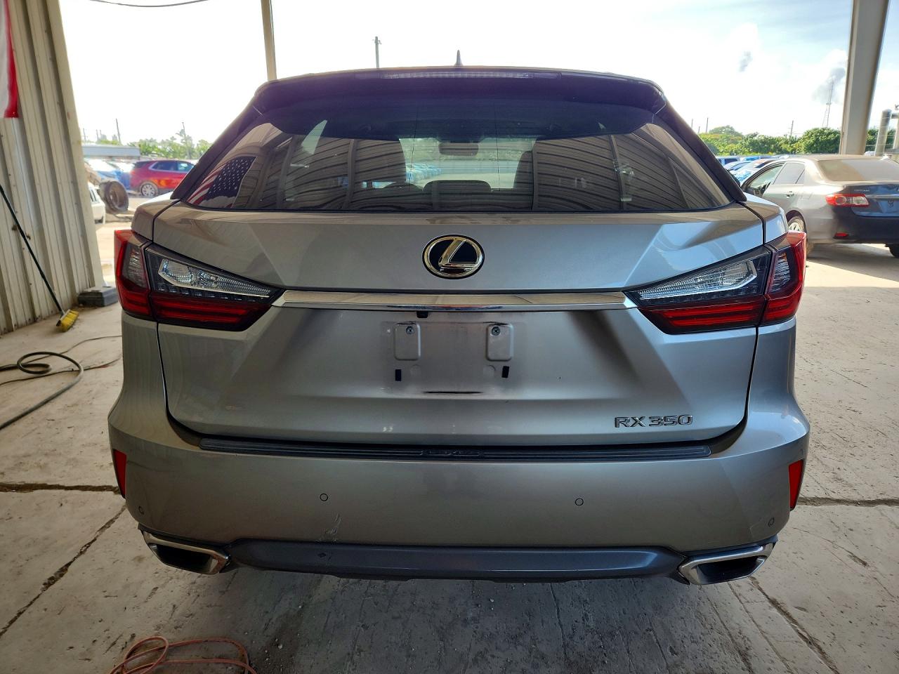 Lexus RX Base