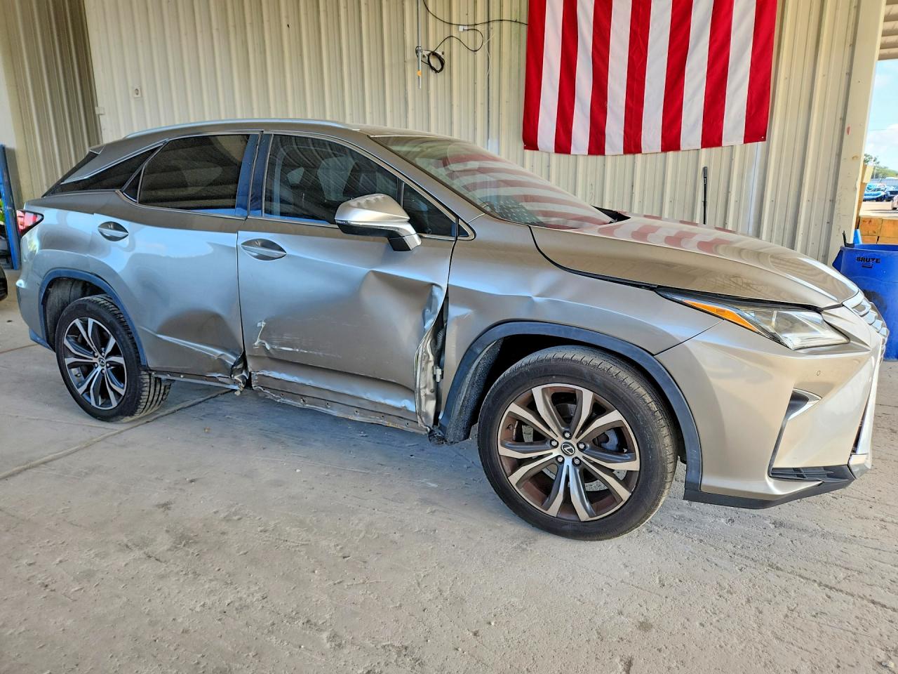 Lexus RX Base