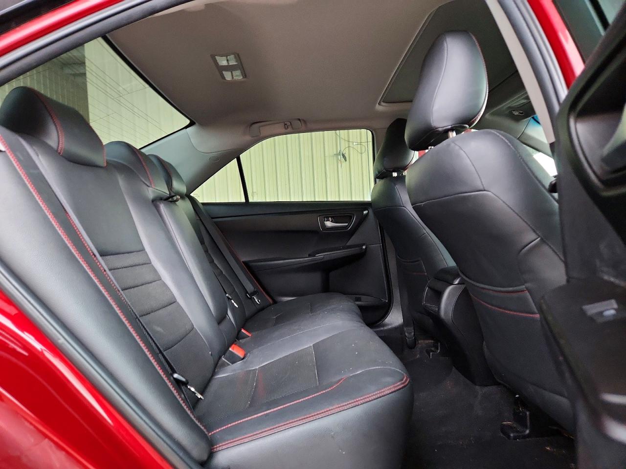 Toyota Camry Se
