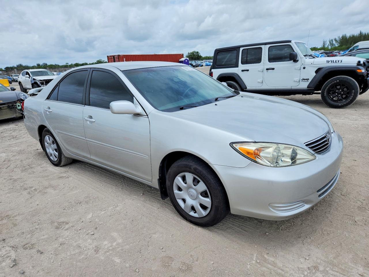 Toyota Camry Le