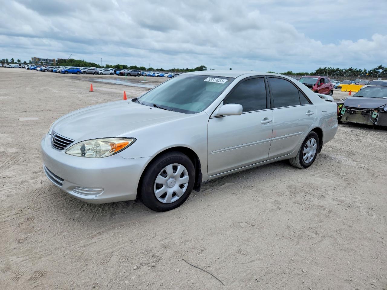 Salvage Toyota Camry Image