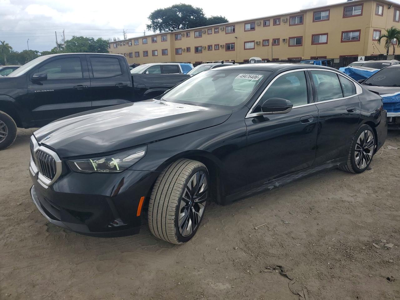 Salvage BMW 5 Series Image
