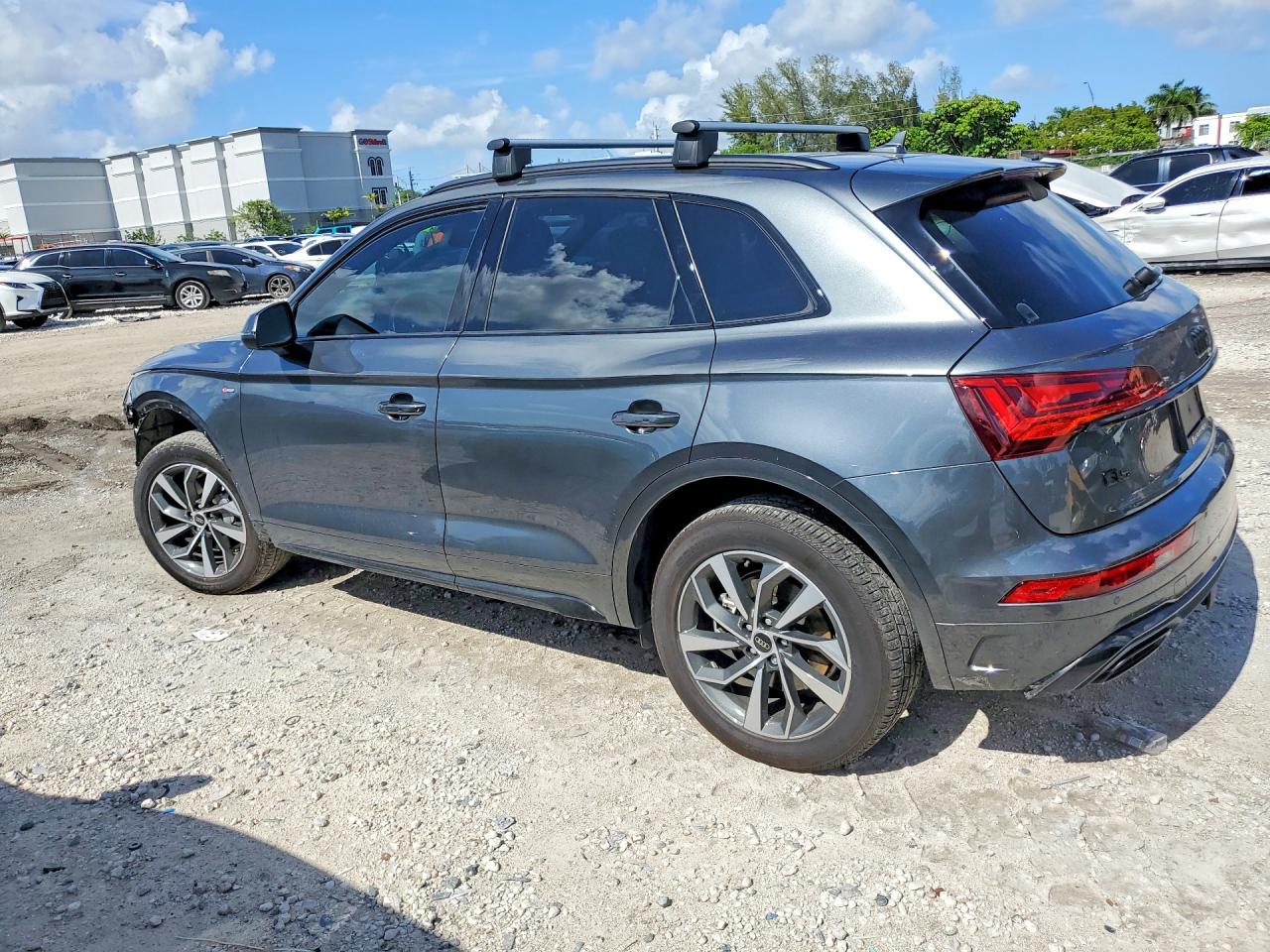 Audi Q5 Premium 45