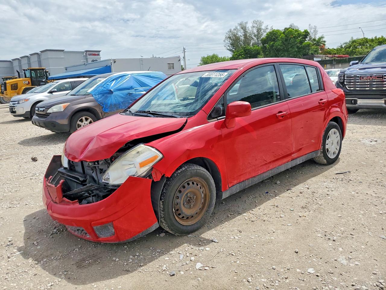 Salvage Nissan Versa Image