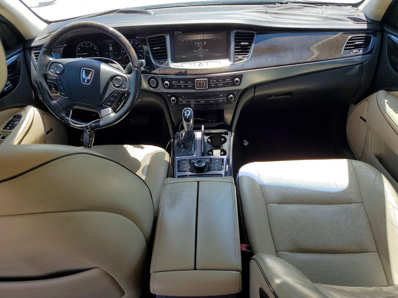 Hyundai Equus Signature