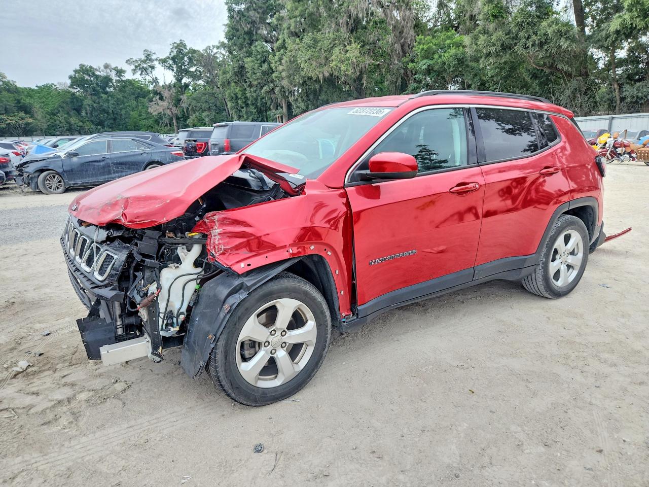 Salvage Jeep Compass Image