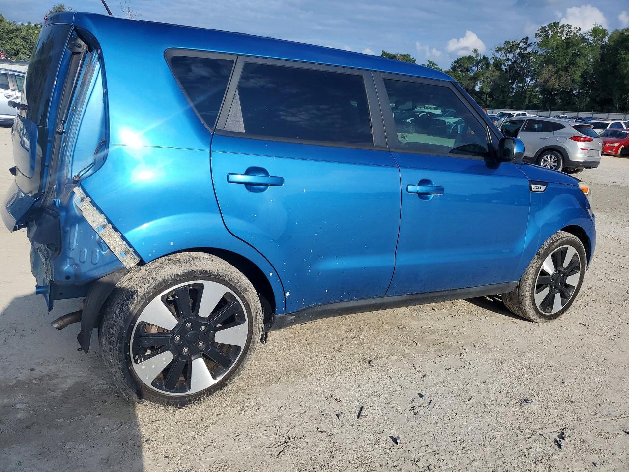 Kia Soul +