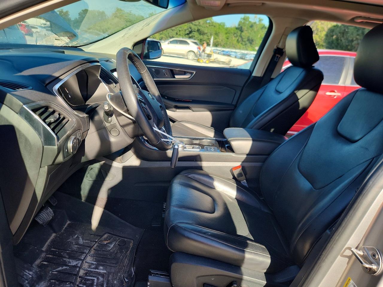 Ford Edge Titanium