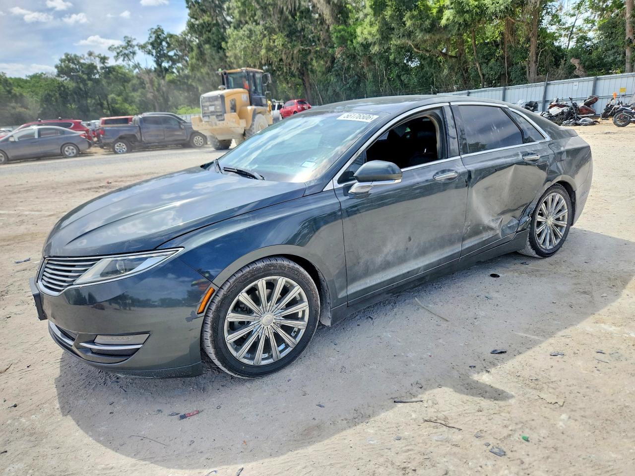 Salvage Lincoln MKZ Image