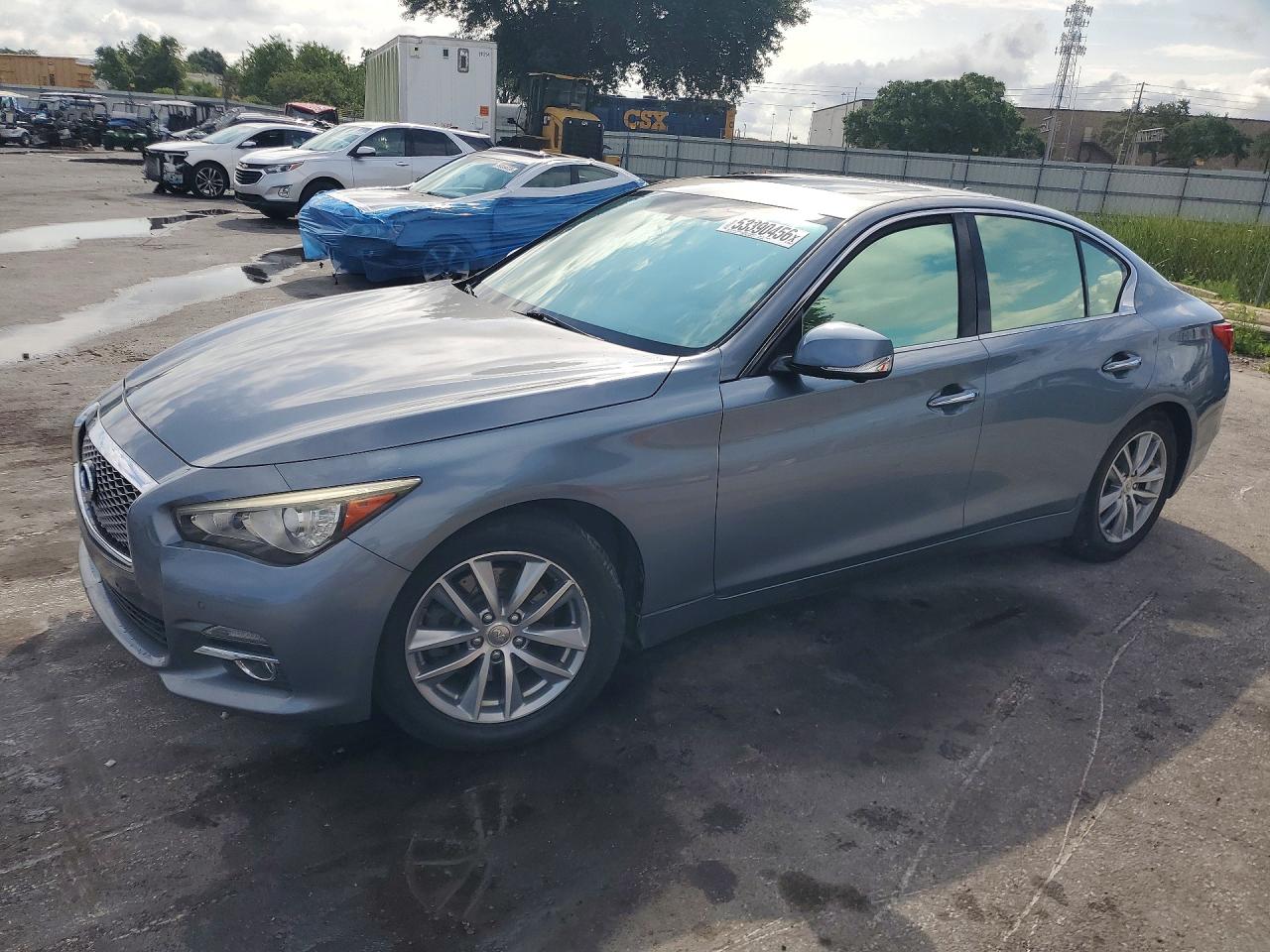 Salvage INFINITI Q50 Image