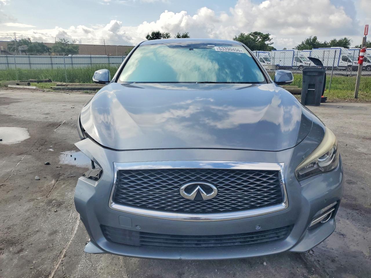 INFINITI Q50 3.0t Premium